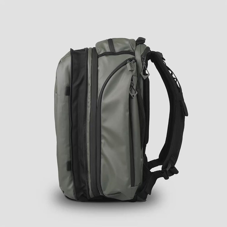 TRANSIT Travel Backpack Wasatch Green 5L Expansion Video | variant_ids: 40548722933802, 40548722999338