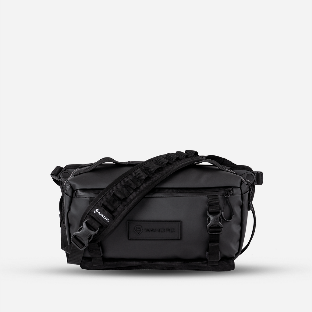 Black Six Liter ROAM Sling Front